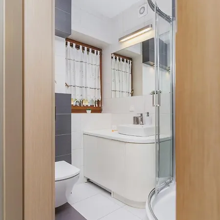 Neapol Sienkiewicza By Renters *