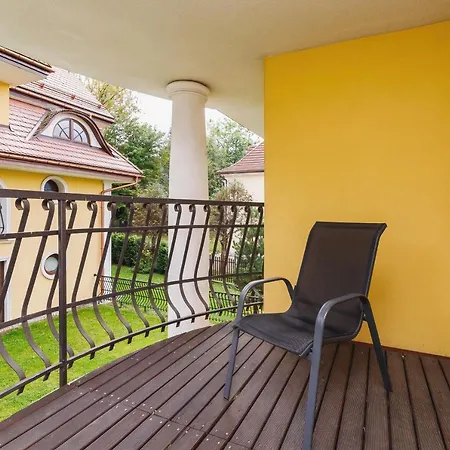 Neapol Sienkiewicza By Renters